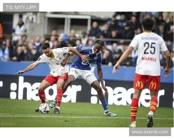 法甲最佳进攻配合案例分析与战术再现